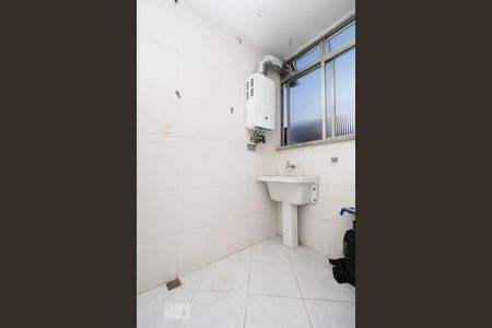 Apartamento à venda com 74m², 3 quartos e 1 vagaÁrea de Serviço.