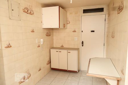 Apartamento à venda com 80m², 2 quartos e 1 vaga Apartamento à venda com 80m², 2 quartos e 1 vagaCozinha