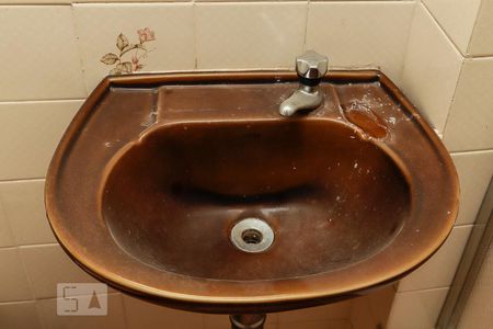 Apartamento à venda com 80m², 2 quartos e 1 vaga Apartamento à venda com 80m², 2 quartos e 1 vagaBanheiro de Serviço