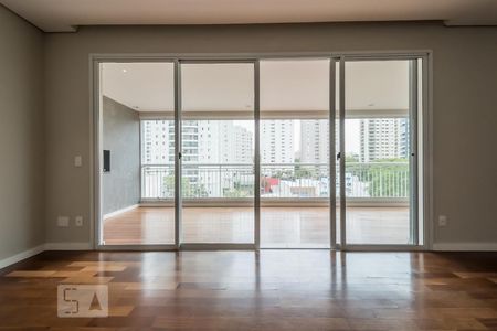 Sala de apartamento à venda com 3 quartos, 135m² em Santo Amaro, São Paulo