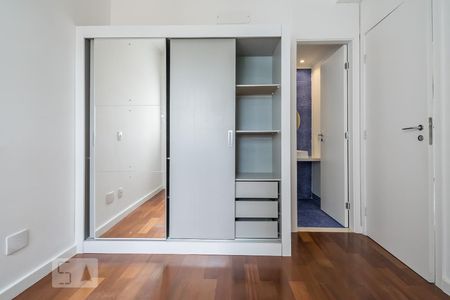 Apartamento à venda com 135m², 3 quartos e 2 vagasSuíte 1