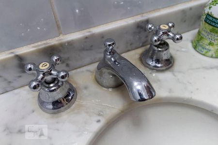 Lavabo de casa à venda com 3 quartos, 146m² em Indianópolis, São Paulo