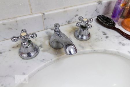 Casa à venda com 146m², 3 quartos e 2 vagasSuíte - Quarto 2