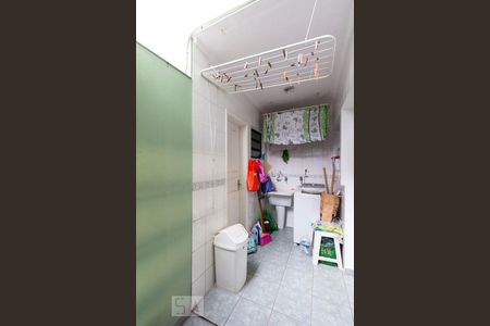 Casa à venda com 146m², 3 quartos e 2 vagasÁrea de serviço