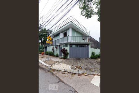 Casa à venda com 146m², 3 quartos e 2 vagasFachada