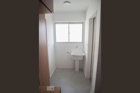 Apartamento para alugar com 70m², 2 quartos e 1 vaga Apartamento para alugar com 70m², 2 quartos e 1 vagaárea de serviço