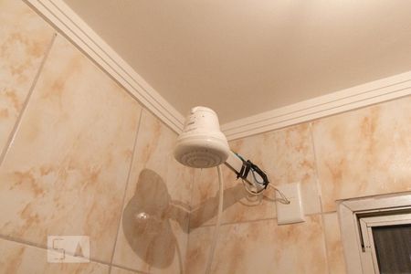 Banheiro de casa para alugar com 1 quarto, 35m² em Vila Ema, São Paulo