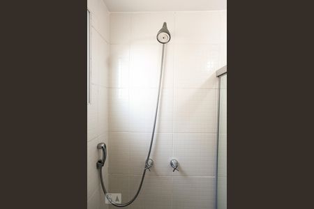 Banheiro de apartamento para alugar com 2 quartos, 46m² em Vila Venditti, Guarulhos