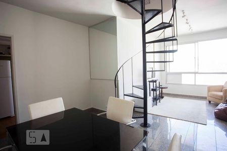 sala de apartamento para alugar com 1 quarto, 120m² em Icaraí, Niterói