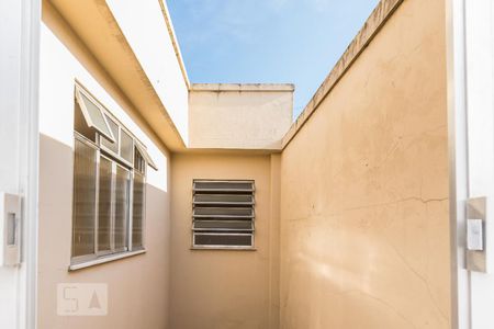 Vista da Sala de apartamento para alugar com 2 quartos, 72m² em Ramos, Rio de Janeiro