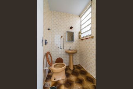 Banheiro de apartamento para alugar com 2 quartos, 72m² em Ramos, Rio de Janeiro