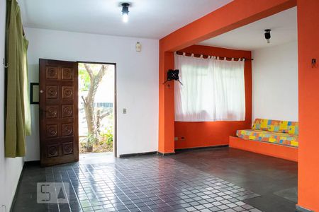 SALA de casa para alugar com 2 quartos, 83m² em Vila Barbosa, São Paulo