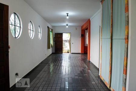 HALL de casa para alugar com 2 quartos, 83m² em Vila Barbosa, São Paulo