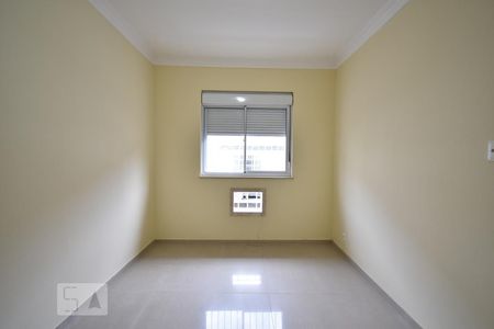 Apartamento à venda com 177m², 3 quartos e sem vagaQuarto 2 