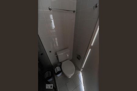 Banheiro social de apartamento à venda com 3 quartos, 110m² em Barra da Tijuca, Rio de Janeiro