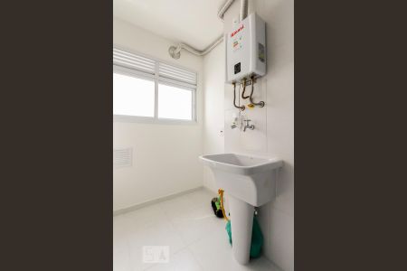 Área de serviço  de apartamento para alugar com 3 quartos, 76m² em Vila Carrão, São Paulo