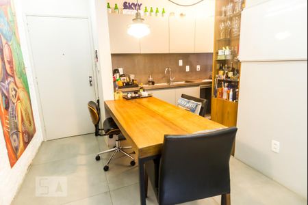 Sala de apartamento à venda com 1 quarto, 47m² em Petrópolis, Porto Alegre