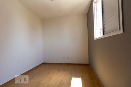 Apartamento à venda com 70m², 3 quartos e 1 vagaQuarto 2