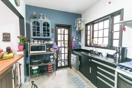 Apartamento para alugar com 96m², 3 quartos e sem vagaCozinha