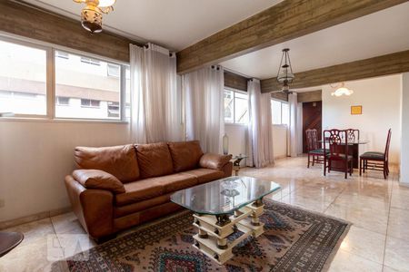 Apartamento à venda com 122m², 3 quartos e 1 vaga Apartamento à venda com 122m², 3 quartos e 1 vagaSala