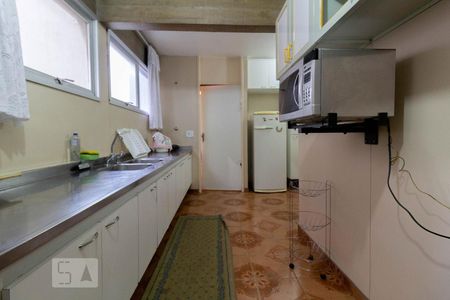 Apartamento à venda com 122m², 3 quartos e 1 vaga Apartamento à venda com 122m², 3 quartos e 1 vagaCozinha