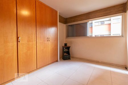 Apartamento à venda com 122m², 3 quartos e 1 vaga Apartamento à venda com 122m², 3 quartos e 1 vagaQuarto 2