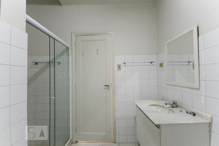 Banheiro de apartamento para alugar com 2 quartos, 70m² em Tijuca, Rio de Janeiro