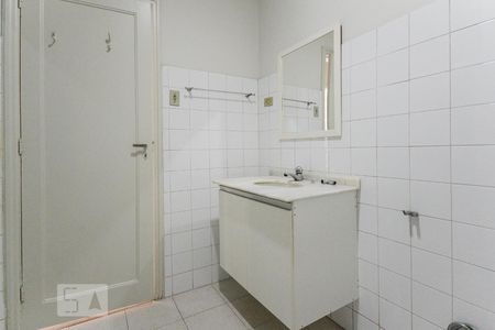 Banheiro de apartamento para alugar com 2 quartos, 70m² em Tijuca, Rio de Janeiro
