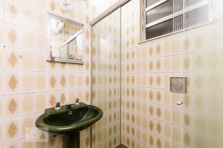 Banheiro de apartamento para alugar com 1 quarto, 57m² em Centro, Rio de Janeiro