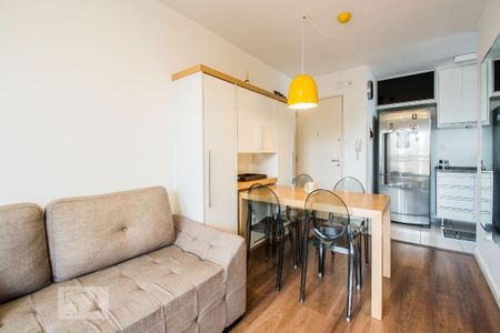 Sala de apartamento para alugar com 2 quartos, 53m² em Cambuci, São Paulo
