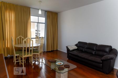 Apartamento à venda com 127m², 3 quartos e 1 vagaSala