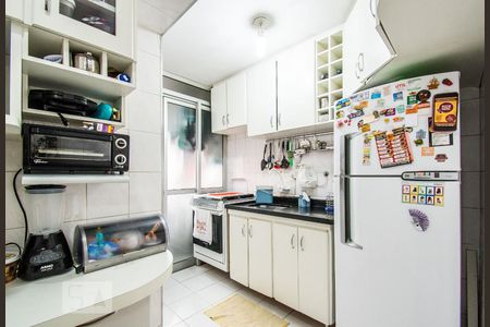 Apartamento à venda com 70m², 3 quartos e 2 vagasCozinha