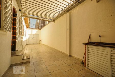 Casa à venda com 150m², 2 quartos e sem vaga Casa à venda com 150m², 2 quartos e sem vagaQuintal