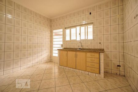 Casa à venda com 150m², 2 quartos e sem vaga Casa à venda com 150m², 2 quartos e sem vagaCozinha