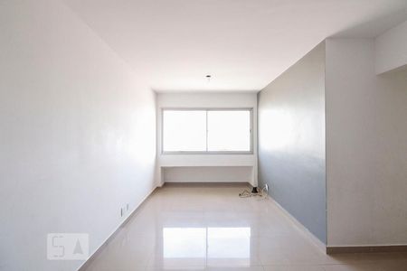 Sala  de apartamento para alugar com 3 quartos, 75m² em Vila Prudente, São Paulo