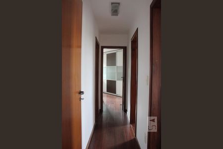 Corredor de apartamento à venda com 3 quartos, 89m² em Palmares, Belo Horizonte