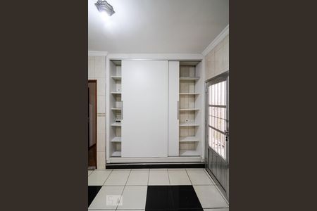 Casa para alugar com 130m², 3 quartos e 2 vagas Casa para alugar com 130m², 3 quartos e 2 vagasCozinha