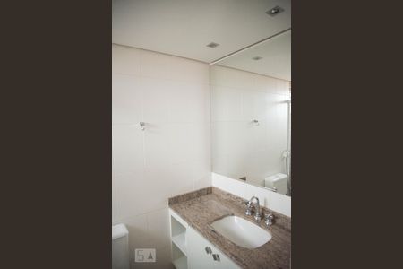 Apartamento à venda com 110m², 3 quartos e 2 vagas Apartamento à venda com 110m², 3 quartos e 2 vagasBanheiro suite