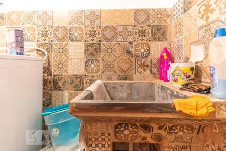 Casa à venda com 350m², 4 quartos e 2 vagas Casa à venda com 350m², 4 quartos e 2 vagasÁrea de Serviço - Detalhe