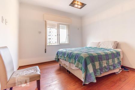 Casa à venda com 350m², 4 quartos e 2 vagas Casa à venda com 350m², 4 quartos e 2 vagasQuarto 3