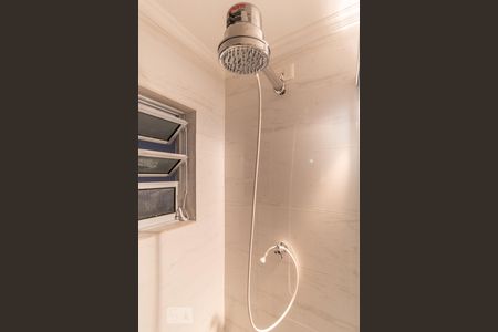 Casa à venda com 350m², 4 quartos e 2 vagas Casa à venda com 350m², 4 quartos e 2 vagasBanheiro - Salão - Detalhe