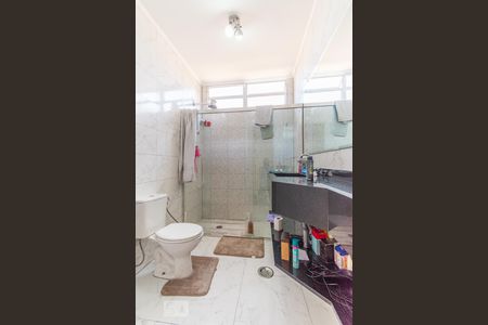 Casa à venda com 350m², 4 quartos e 2 vagas Casa à venda com 350m², 4 quartos e 2 vagasBanheiro Social