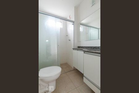 Banheiro Suíte de apartamento à venda com 2 quartos, 73m² em Fernão Dias, Belo Horizonte