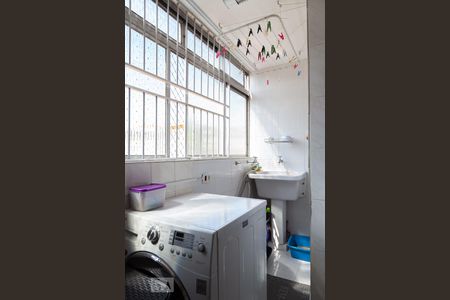 Apartamento à venda com 65m², 2 quartos e 1 vaga Apartamento à venda com 65m², 2 quartos e 1 vagaÁrea de serviço