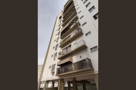 Apartamento para alugar com 95m², 2 quartos e 1 vagaFachada