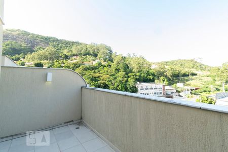 Apartamento à venda com 80m², 2 quartos e 1 vagaVaranda Suíte