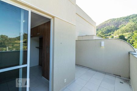 Apartamento à venda com 80m², 2 quartos e 1 vagaVaranda Suíte