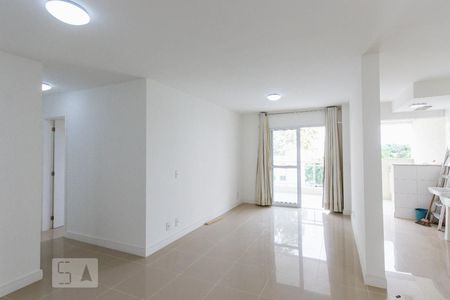 Sala de apartamento para alugar com 2 quartos, 73m² em Pechincha, Rio de Janeiro