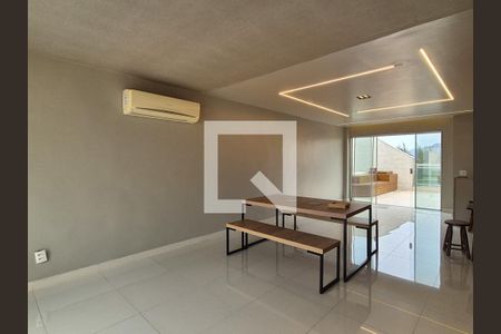 Apartamento à venda com 370m², 3 quartos e 4 vagas Apartamento à venda com 370m², 3 quartos e 4 vagasSala 2