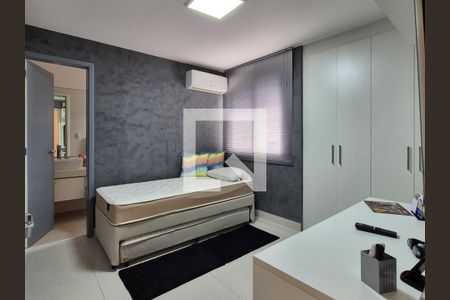 Apartamento à venda com 370m², 3 quartos e 4 vagas Apartamento à venda com 370m², 3 quartos e 4 vagassuite 2